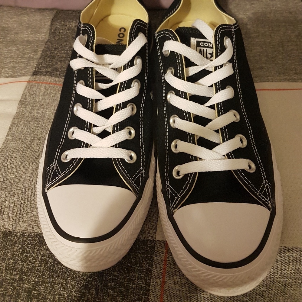 Converse. (Women)